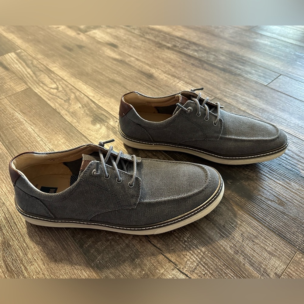 Johnston & Murphy McGuffey Moc Toe 9.5M Canvas shoes